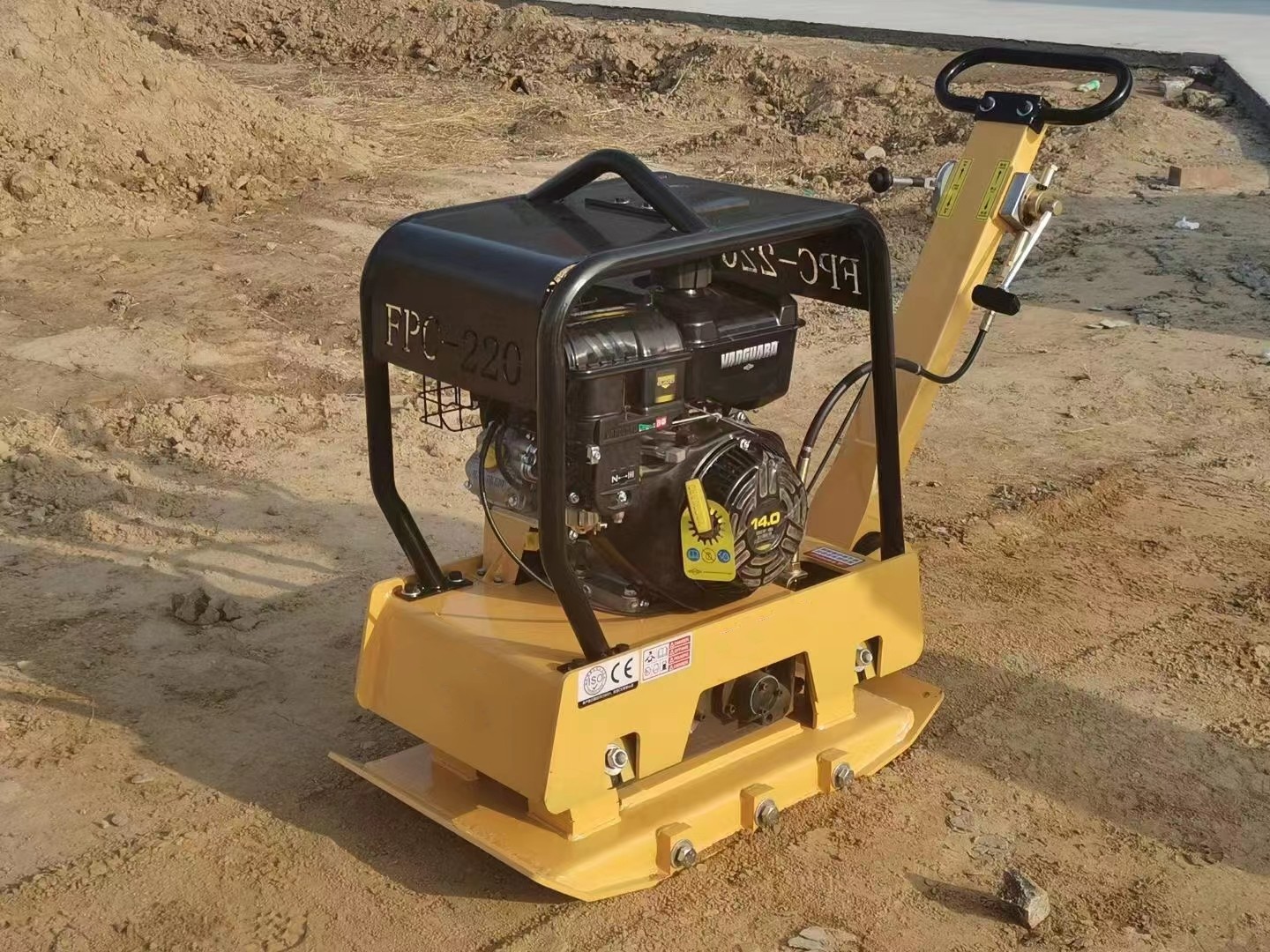 Vibratör Plakalı Kompaktör Kom - Plate Compactor Vibrator incelemesi ve fiyatı
